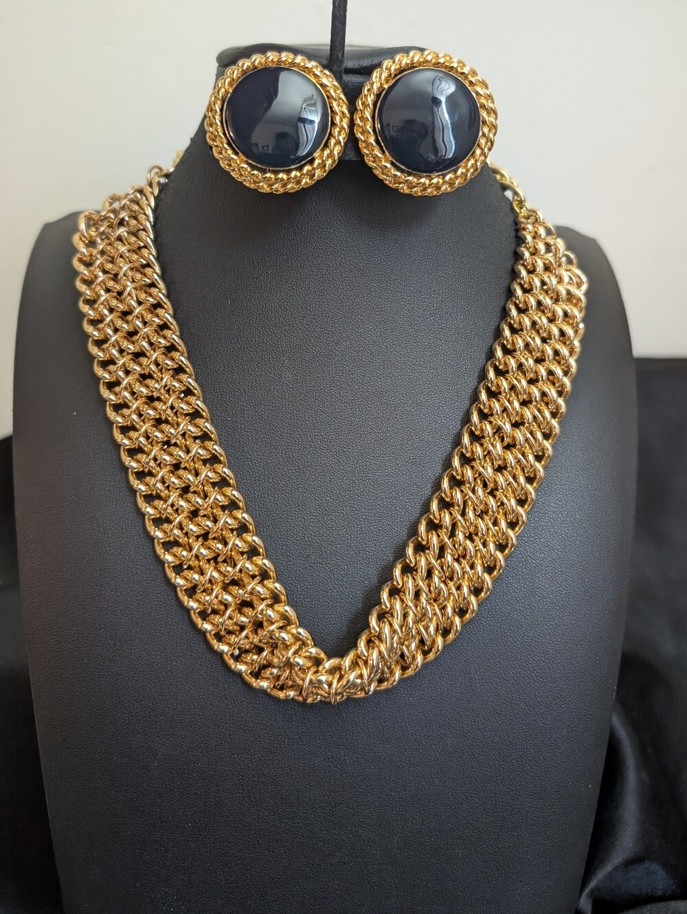 Vintage 80s Draoed Chains Necklace and Black Stone Clip-On Earrings Set